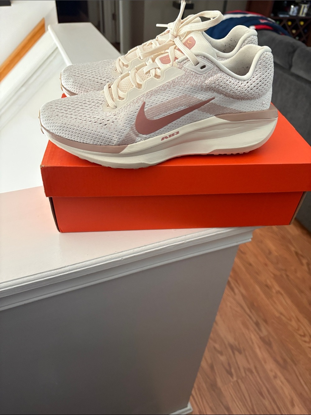 Nike Women's Running Sneakers Air Winflo 11- Cream/Pink